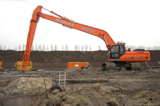 Excavatrice Hitachi EX300 Long Reach Flèches Finition Lisse